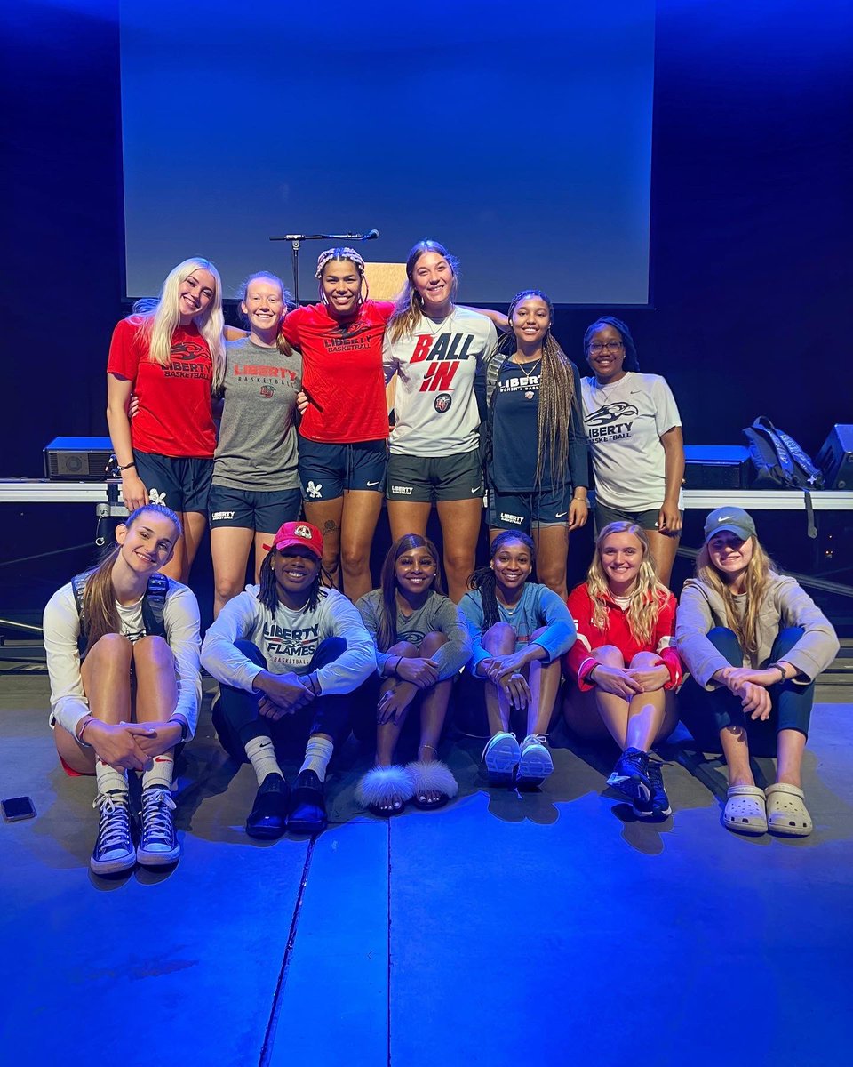 2022 Summer Camp Season in the 📖!
An enormous thank you to all the teams and campers who attended, as well as the coaches and parents who made it possible. Best of luck with your upcoming seasons and we hope to see you all at Liberty Arena this fall!