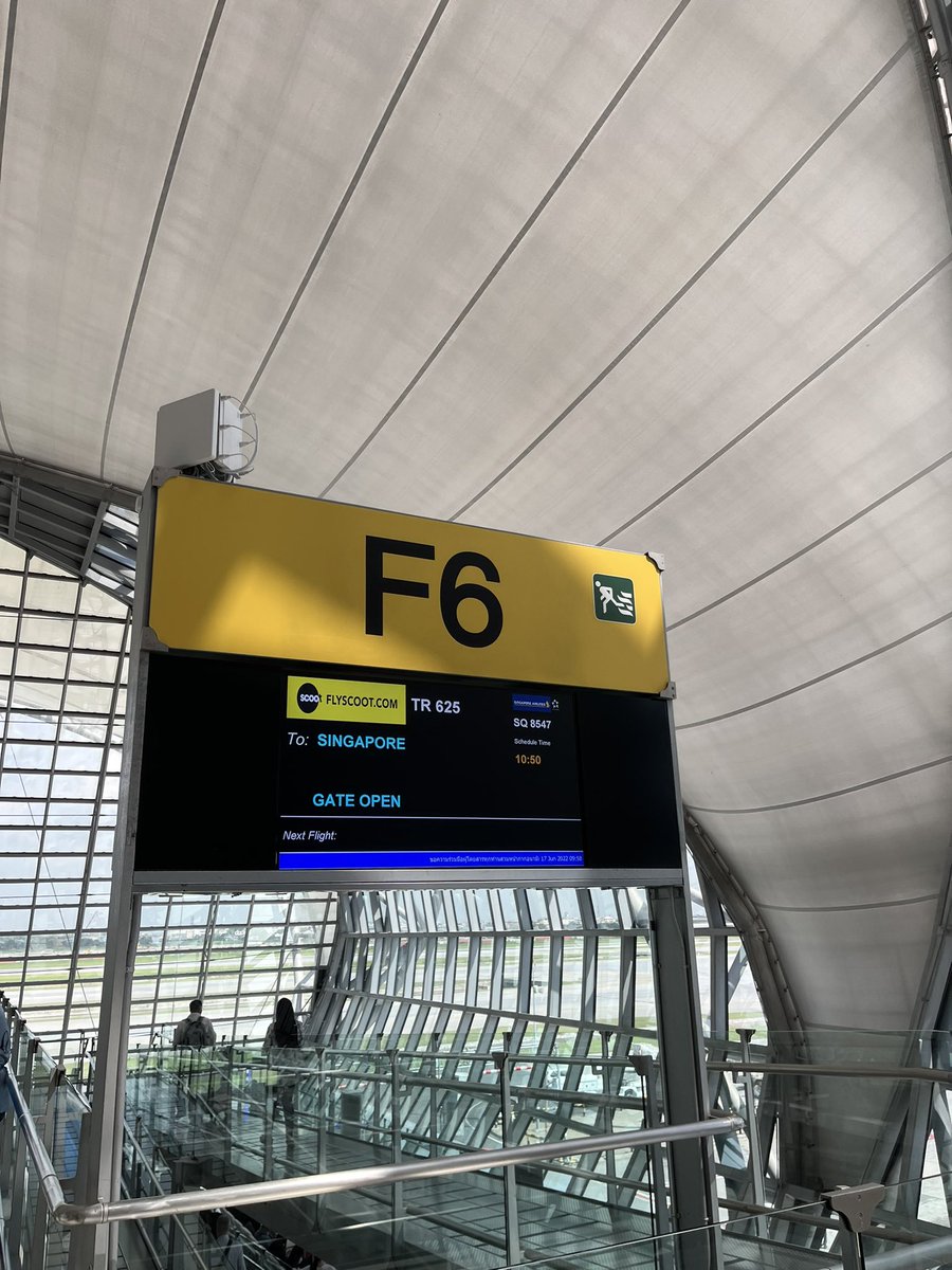 SutTha_Aum's tweet photo. ✈️ เธรดรวม #รีวิวสิงคโปร์ 🇸🇬 4วัน3คืน (17-20 มิ.ย) ขึ้นเครื่อง ไปต่างประเทศครั้งแรกก็ง่ายมากๆๆ เข้าประเทศก็ง่ายแสนง่าย มีแค่พาสปอร์ตก็ถือผ่านตม.ได้สบายๆเลยย ติดตามรีวิวต่างๆได้ในเธรดนี้ค่า👇🏻👇🏻 https://t.co/TH1nixH5kF