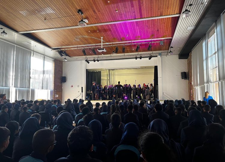 CORECityAcademy's tweet photo. Fantastic day with today for our students performing in front of a live audience @COREusVOCAL @COREeducate #COREOpportunity #CORECollaboration https://t.co/iILGCfUbd8