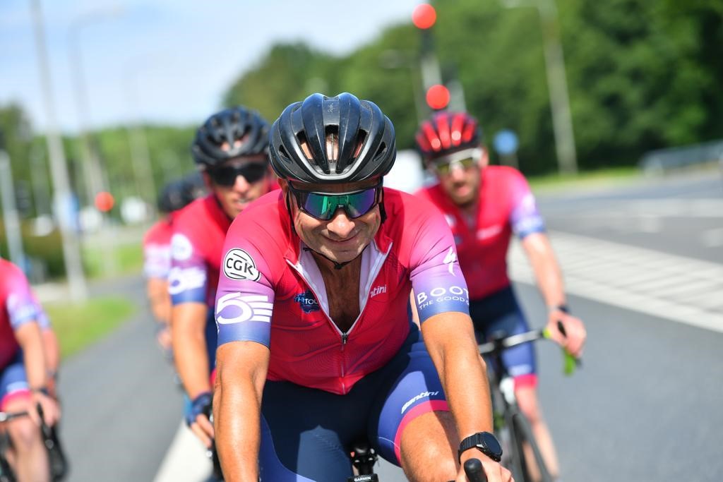 Caterertweets's tweet photo. Red Carnation MD Jonathan Raggett has begun his Tour de France ride in aid of leukaemia research: https://t.co/WRo60e7Ev4 https://t.co/oQYJW6TAGN
