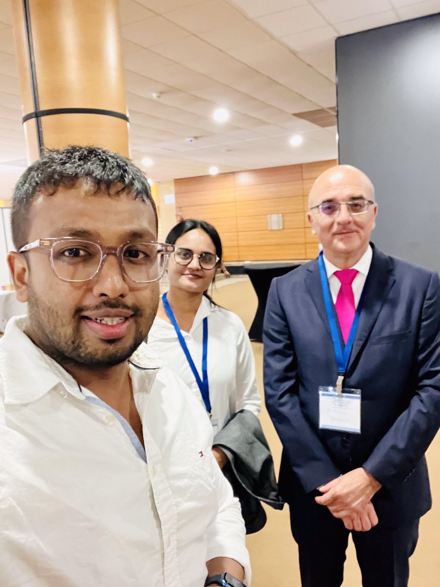 Ruchirarpj's tweet photo. It was nice meeting Mr. Antonio Branco, President of ELRA
.
.
#LREC2022 https://t.co/ByFpxUwgyB