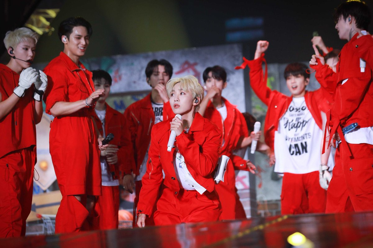 THE8_1017's tweet photo. え？12人と攫われた姫？？？ https://t.co/0letd7wpec