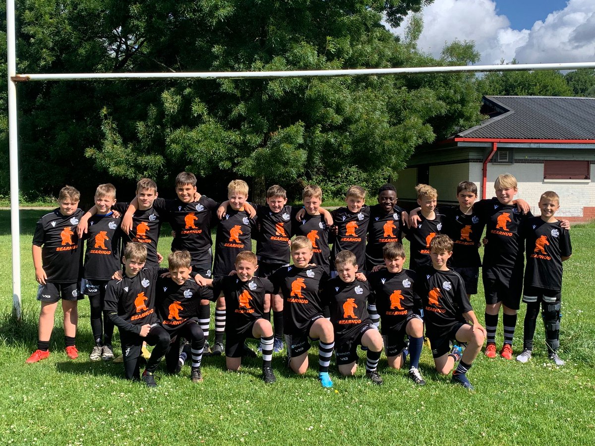 Our u12s received their new stash yesterday for the new season. Massive thanks to <a href="/MacronCardiff/">Macron Sports Hub Cardiff</a> for the great service and to the sponsors CBS Electrical, Parklane Flooring and Bearhug <a href="/getabearhug/">Bearhug</a> enabling us to get the squad looking so good.