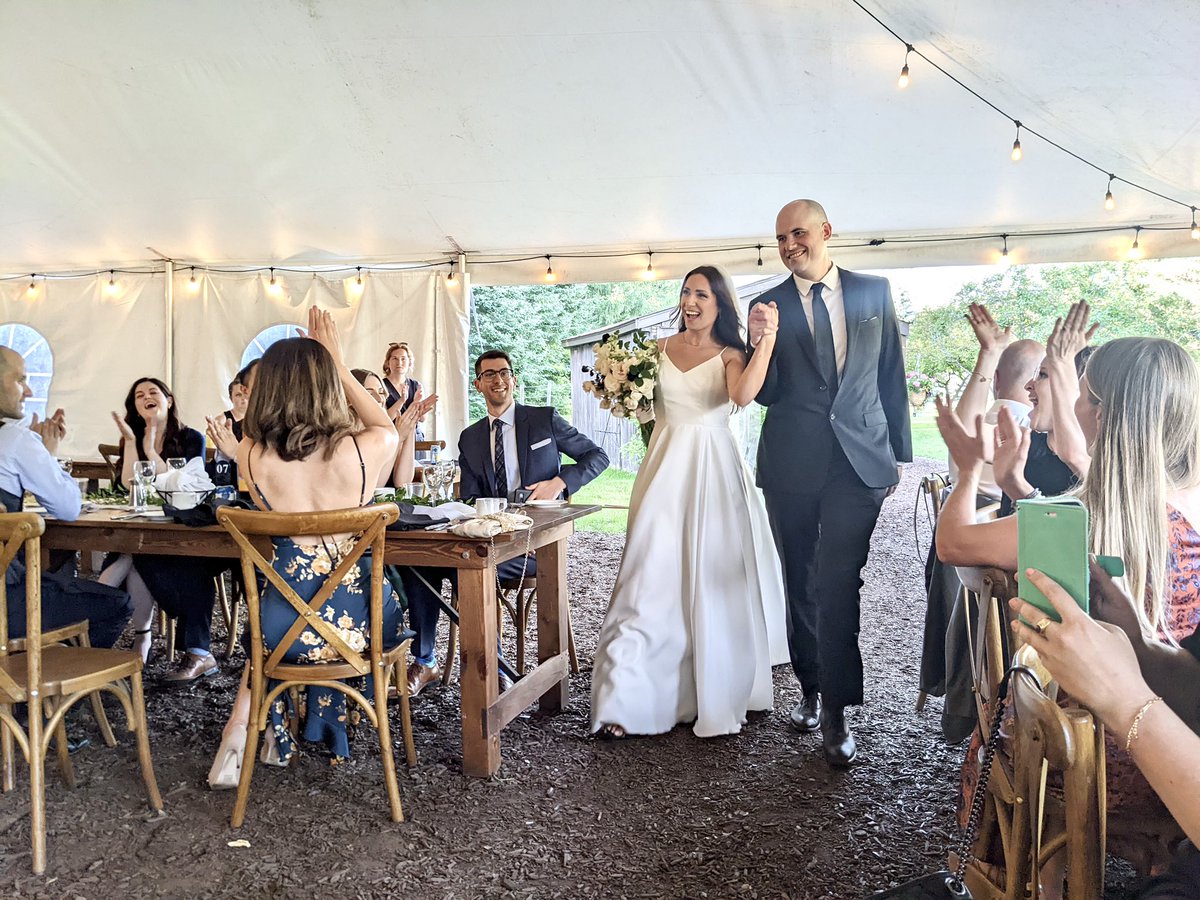 Lauren Pelley tweet media