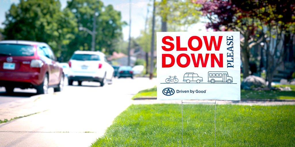 CAASCO's tweet photo. In 2022, 43% of Ontario drivers admitted to speeding. Help keep your neighbourhood streets safe with a FREE “Slow Down Please” lawn sign available at your local South Central Ontario CAA Store. https://t.co/hp6ezBfcCJ
#drivenbygood https://t.co/vEpBsp59BE