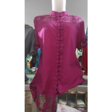 AprilianiYetty's tweet photo. Silahkan wa saya 089663164801 Saya menjual KEBAYA RAMLI seharga Rp250.000. Dapatkan di Shopee sekarang! #kebaya #kebayamodern https://t.co/mZ7tLR8TbV #ShopeeID https://t.co/e9gd8xz2hK