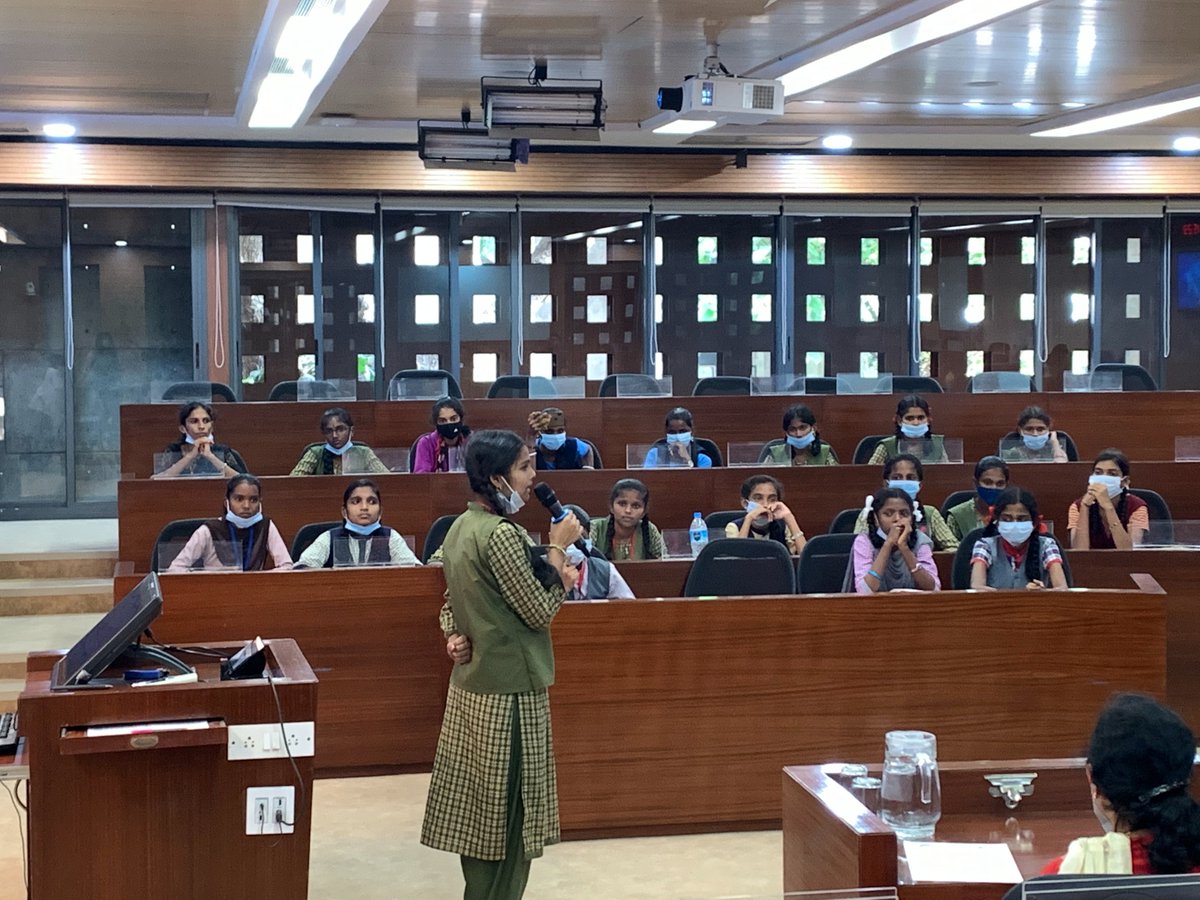 Tell me, I forget.. Teach me, I remember... Involve me, I learn... # Gnana Darshana Pictures of our students visit @IIM_Bangalore @iimb_official