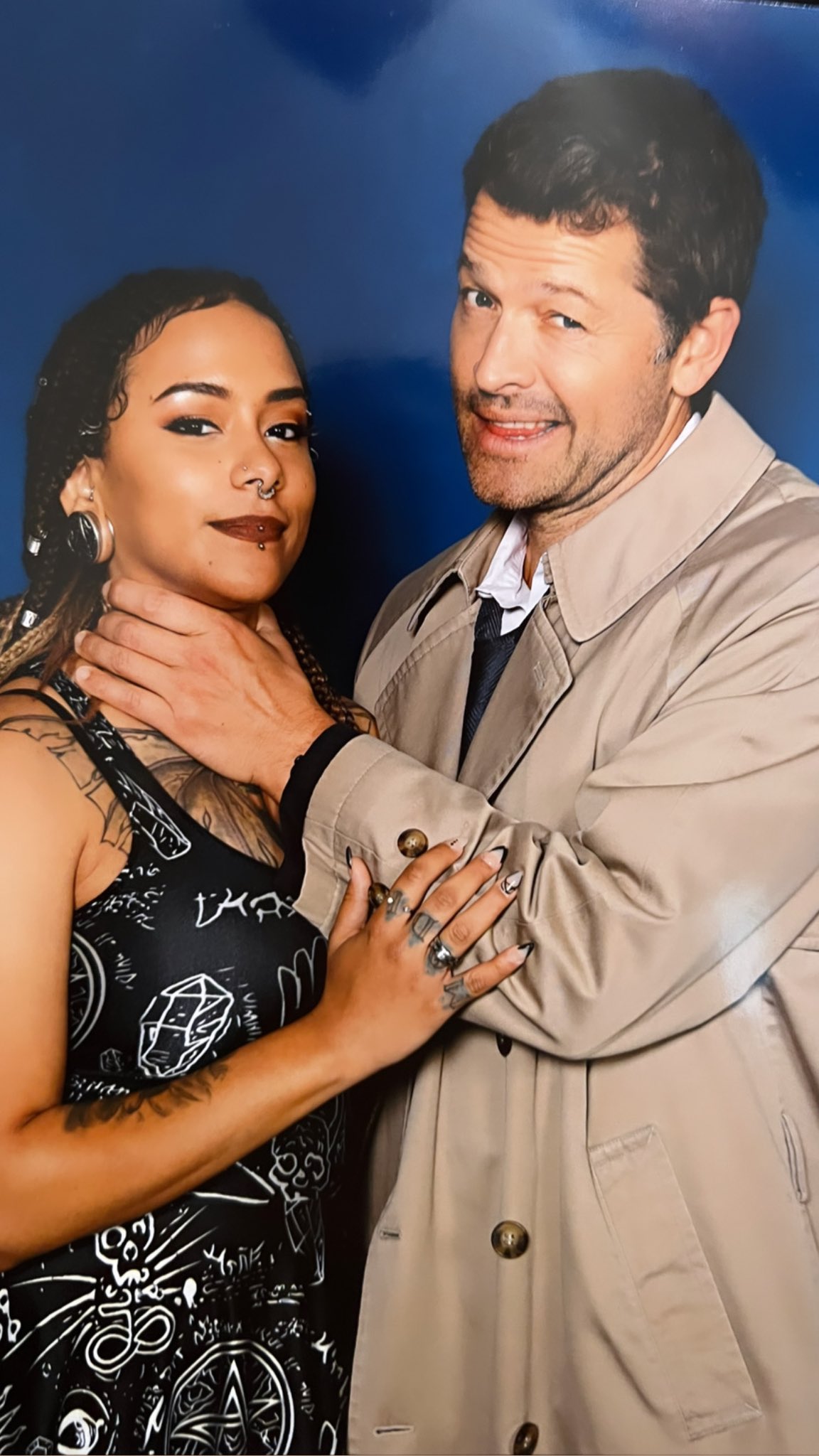 Steph on X I ll post more when I have better lightning but this convention was amazing. I got my Castiel necklace spn Supernatural spncon SPNFamily orlando mishacollins JensenAckles DeanWinchester cas...