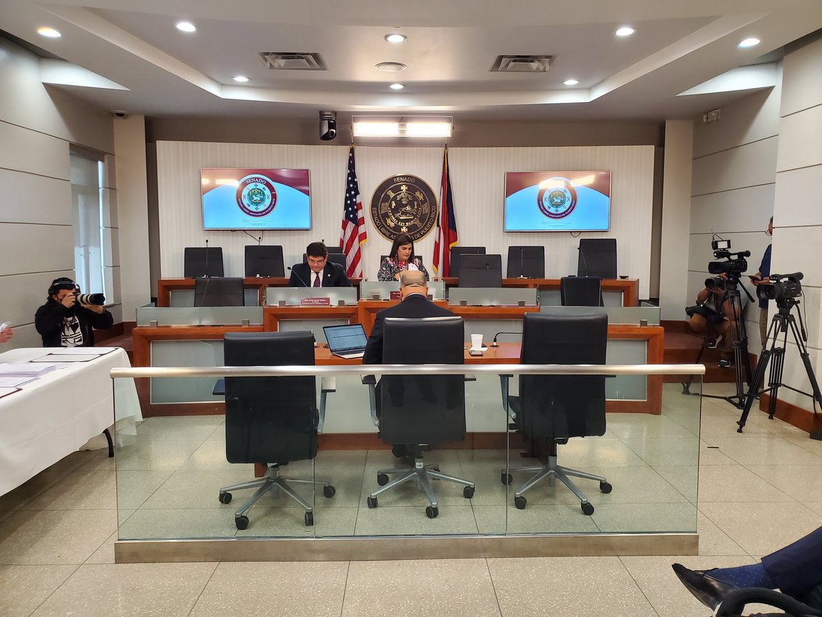 mariallysenado's tweet photo. [𝐀𝐇𝐎𝐑𝐀] Vista pública conjunta de la Comisión de Cumplimiento y Reestructuración que preside la senadora Marially González Huertas y la Comisión de Proyectos Estratégicos y Energía que preside el senador Javier Aponte Dalmau para evaluar la #RS154

https://t.co/xN11t7Y43n https://t.co/w0aNIhdLDe