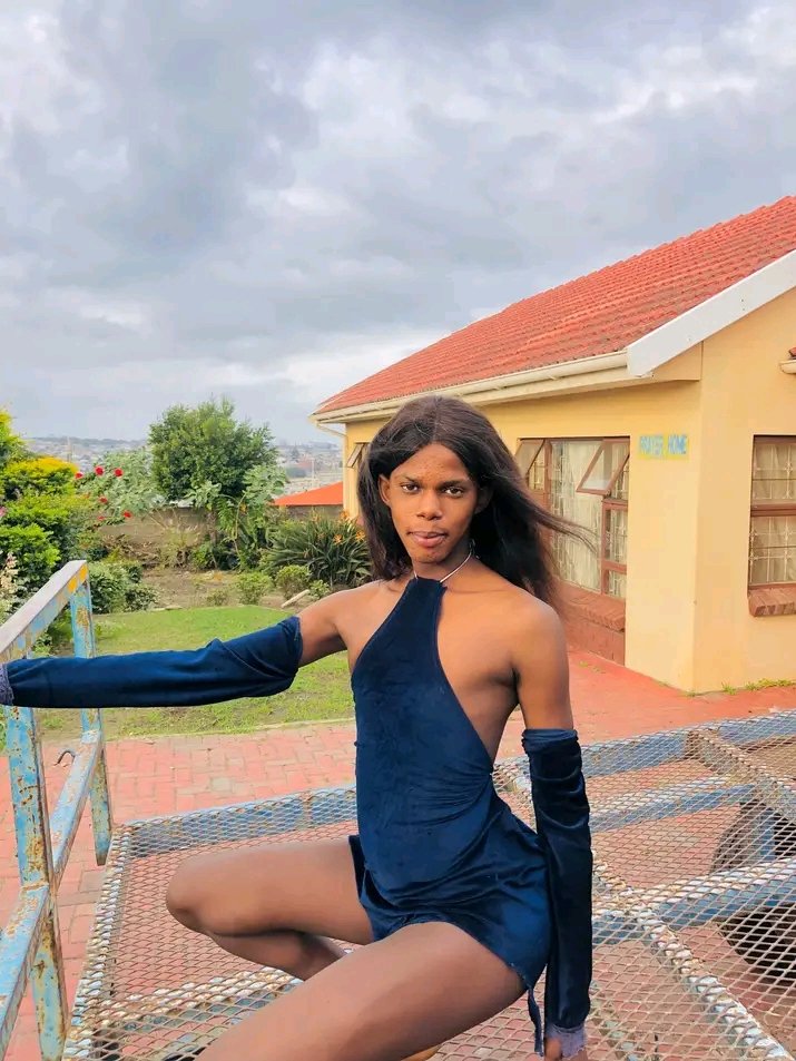 YolaMedupe's tweet image. Rip Siima Saxton