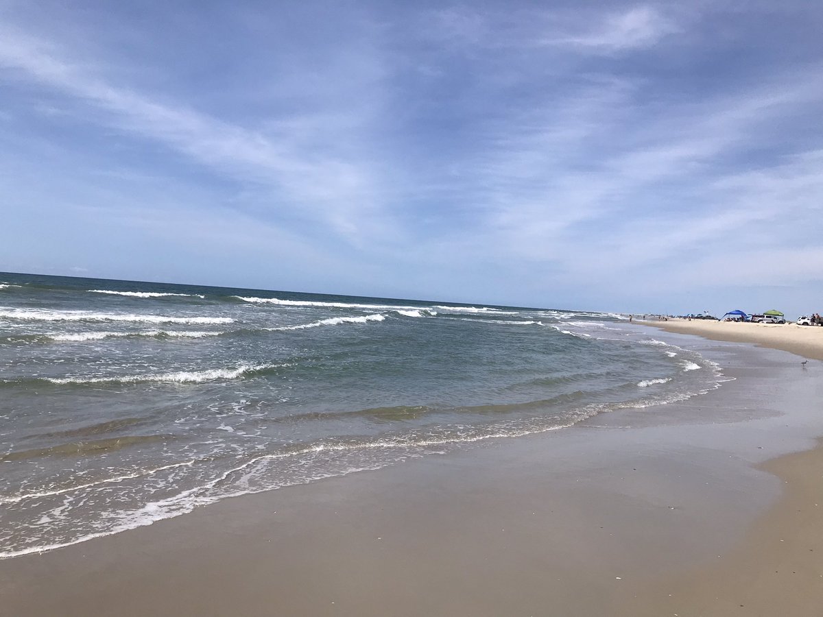 Just perfect Ronnie enjoying Ocracoke #CRESCulture <a href="/centreridgees/">Centre Ridge Rams</a>