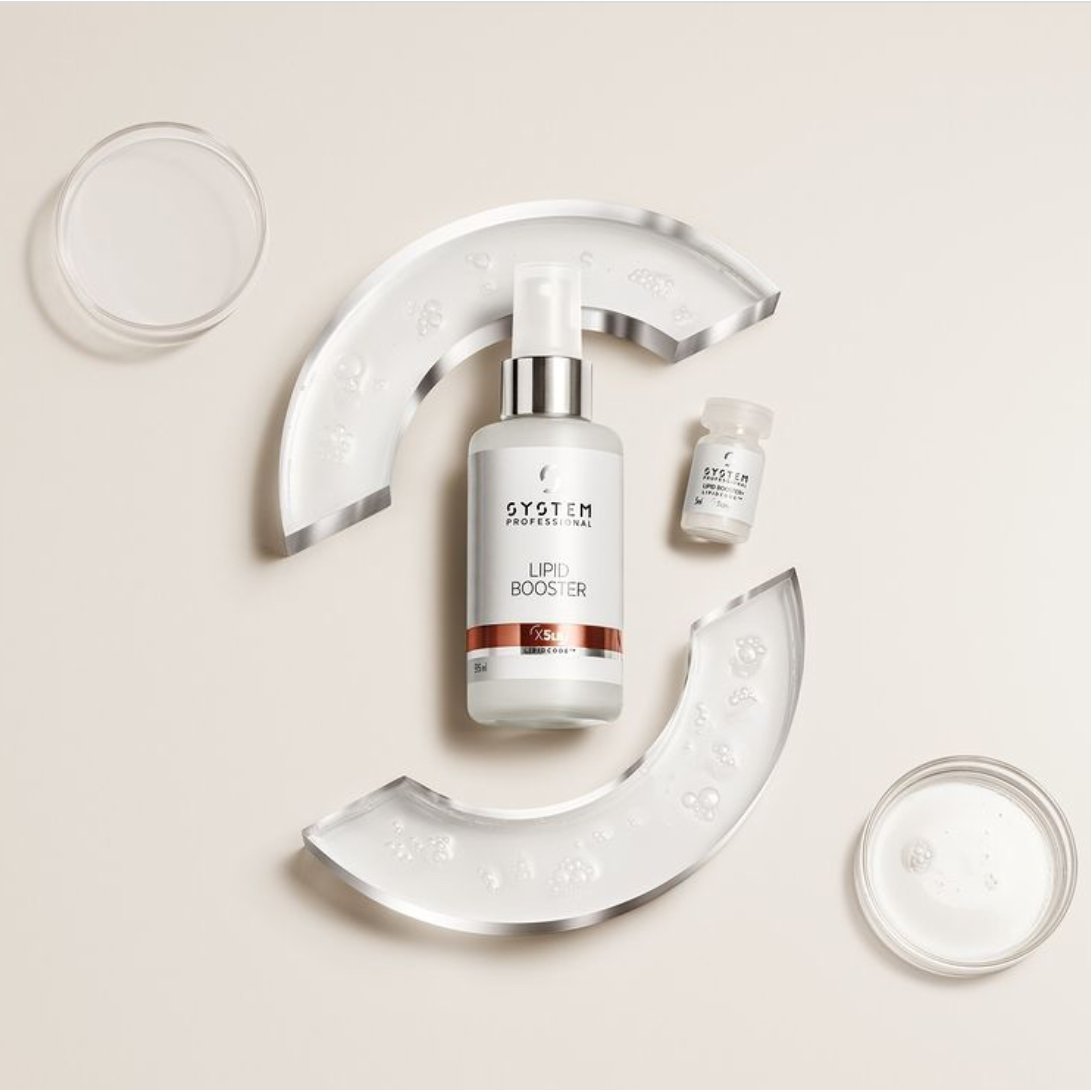 Lipid Booster and Lipid Booster+ by @systemprofessional includes two most advance technologies yet, LipidCode and PLEX, to create new bonds within Hair, replenishing lipids to help prevent keratin loss, and creating a protective barrier around the hair to prevent #damagedhair .