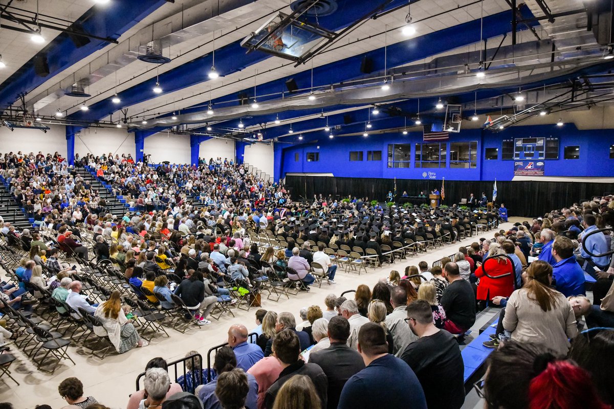 pscbobcats's tweet photo. @PeruState awards 192 bachelor's degrees at its May ceremony - https://t.co/7W6Q7wOQ0T 
#ClawsOut | #PeruState155 @PSCBobcatVball @PSCBaseball @PSCBobcatVball @PSCFootball @DodgeGarrison @alyssa_brink7 @LouisVarley https://t.co/JAxZ06ktjO