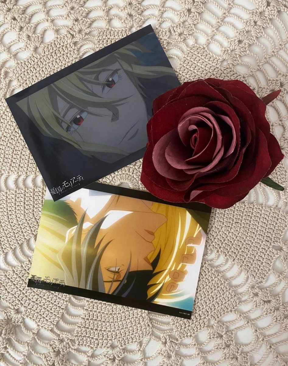 NoirCrosszeria's tweet photo. 🌹You've bested me... Sherly.
🎻Liam, let's live. We both have to live.
It’s been a year...
#憂国のモリアーティ #モリアニ #Yuumori #yuukokunomoriarty #moriartythepatriot #moriani
#sherliam #シャーウィリ https://t.co/rNSefaTct7