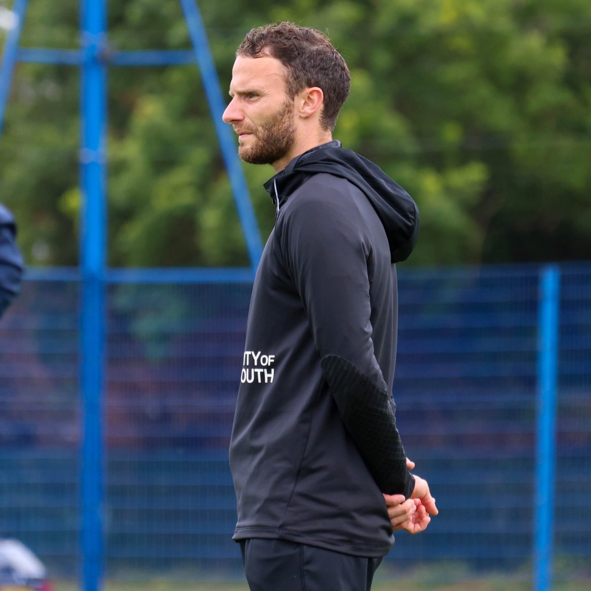 Pompey's tweet photo. The team behind the team 🔍

📸 Here's first team development coach Lorenzo Dolcetti and our new goalkeeper coach Joe Prodomo

#Pompey https://t.co/IesBrmfoTC