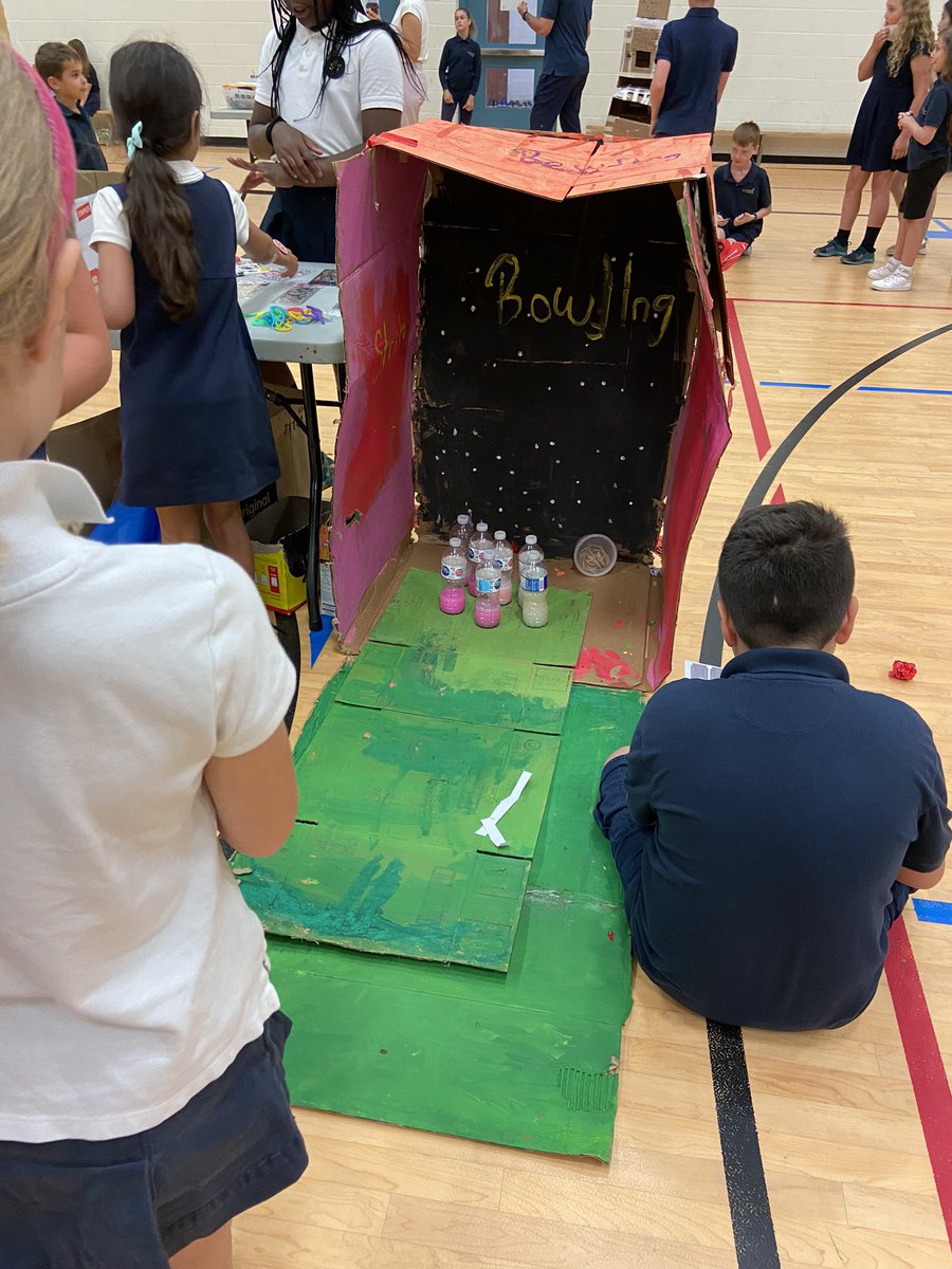 MrsRichardson99's tweet photo. #CardboardArcade #ImagineeringWeek @stthces https://t.co/qF9ai12j2x