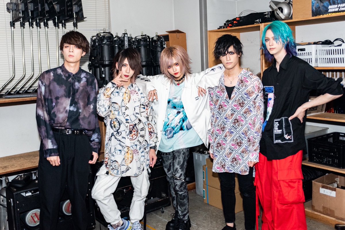 mino_Re_roll's tweet photo. 押忍フェスありがとうございました〜！！！！
BIGCAT広かった〜〜
今日出れてほんとによかったです❣️
いい経験になりました。ありがとう！！！！！
来てくれたみんなありがとな〜_(:3 」∠)_♡
新曲気持ちいい〜〜♡

#ザキスト
#ディスコネ https://t.co/PHnkTRIQJB