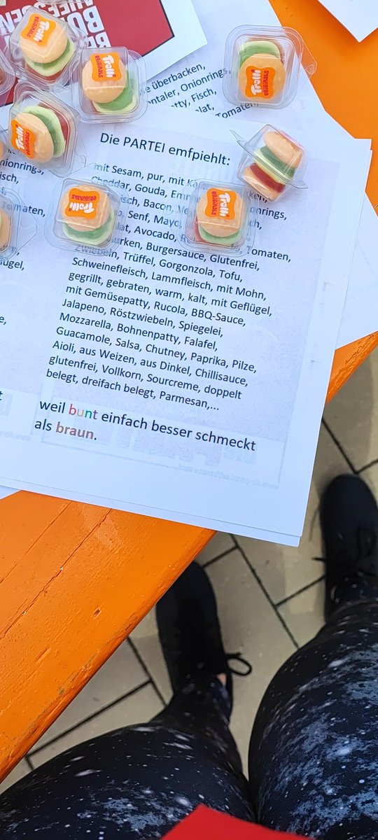 Bürgerdialog mit der #fckAFD?

Wir stehen ins Sinsheim vor der Dr. Sieber-Halle für den Burgerdialog mit euch!
Kommt vorbei!

#diePARTEI