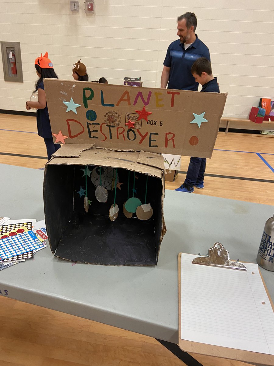 MrsRichardson99's tweet photo. #CardboardArcade #ImagineeringWeek @stthces https://t.co/DNhgl2obFJ