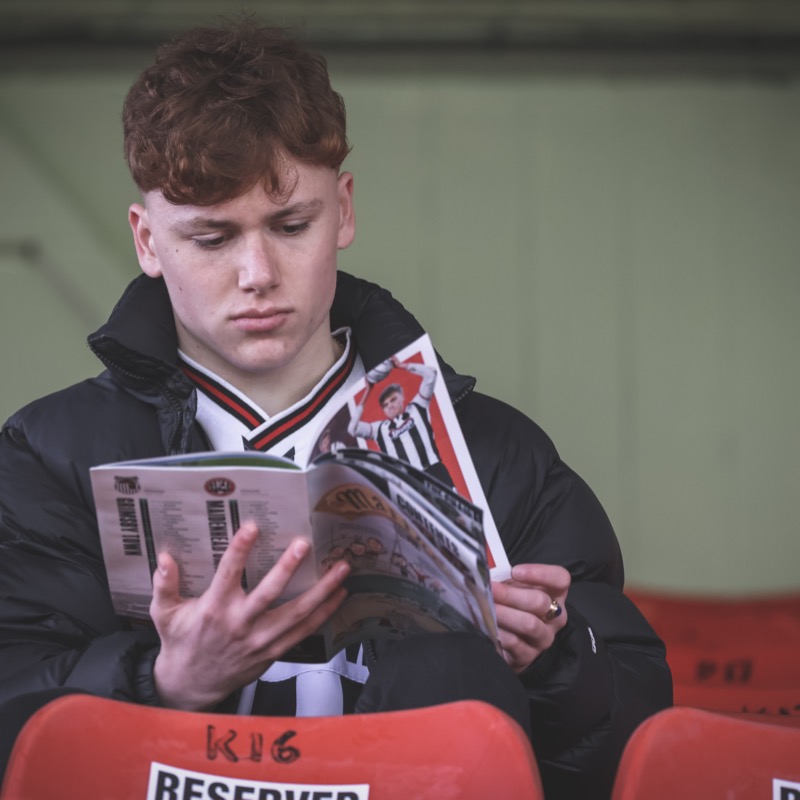 officialgtfc's tweet photo. "𝙈𝙮 𝘿𝙖𝙙 𝙩𝙤𝙤𝙠 𝙖𝙙𝙫𝙖𝙣𝙩𝙖𝙜𝙚 𝙤𝙛 𝙖 ‘𝙆𝙞𝙙𝙨 𝙛𝙤𝙧 𝙖 𝙌𝙪𝙞𝙙’ 𝙤𝙛𝙛𝙚𝙧 𝙩𝙤 𝙗𝙧𝙞𝙣𝙜 𝙢𝙚 𝙩𝙤 𝙢𝙮 𝙛𝙞𝙧𝙨𝙩 𝙜𝙖𝙢𝙚"

In the second of four short episodes profiling Mariners supporters and their love of GTFC, we tell the story of Alfie Artist #GTFC