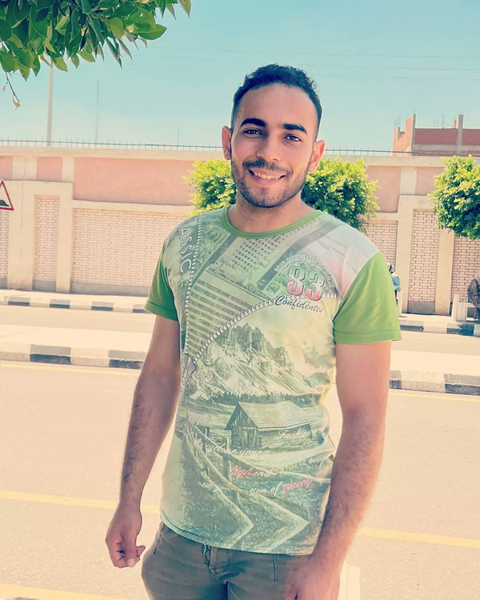 ibrahimemad2014's tweet photo. 🖤للتوثيق.
دلوقتي ااقدر اقول إن الحمدلله تم انتهاء مسيرة 17 سنه تعليم  يوم 26/6/2022 ،
ويارب فرحتنا تكمل ونتخرج ع خير 🌻💛👨‍🎓 https://t.co/6k4ELvOeWm