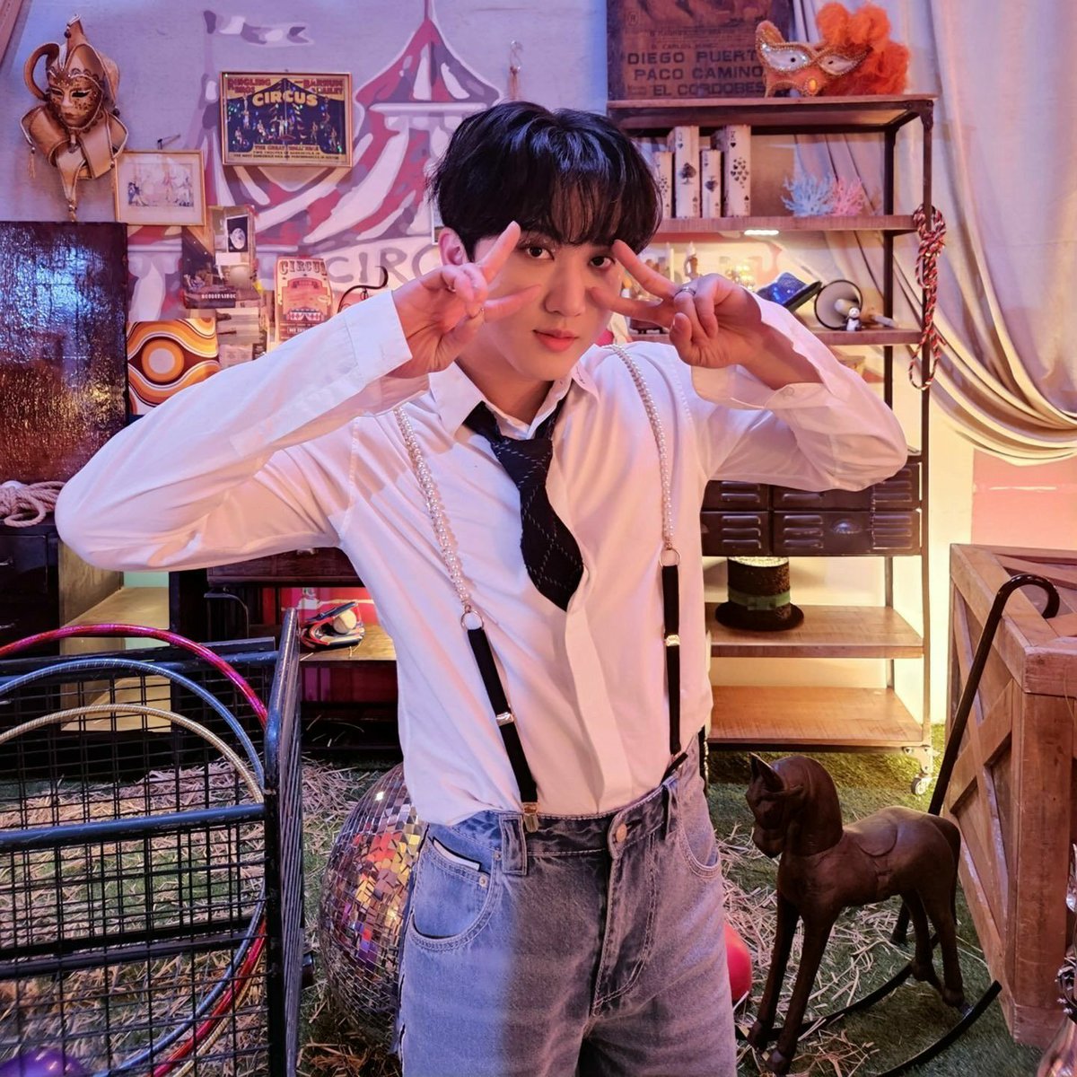 Changbinviews's tweet photo. Hilo de todas las votaciones en las que esta changbin + tutoriales. https://t.co/oyHN7Nc73r