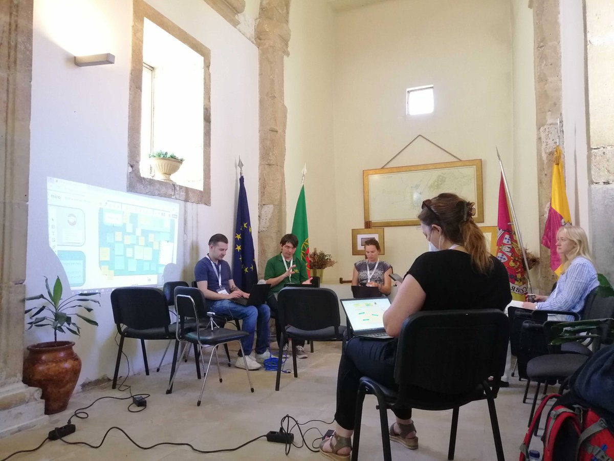 ECSCW's tweet photo. Now finishing the first day of the pre-conference program of #ECSCW2022! We had workshops, masterclasses, and a doctoral colloquium discussing co-creative learning spaces, human-centered AI in healthcare, human-AI trust, practice-centered computing, and more👏 https://t.co/9tXw5DVTwR