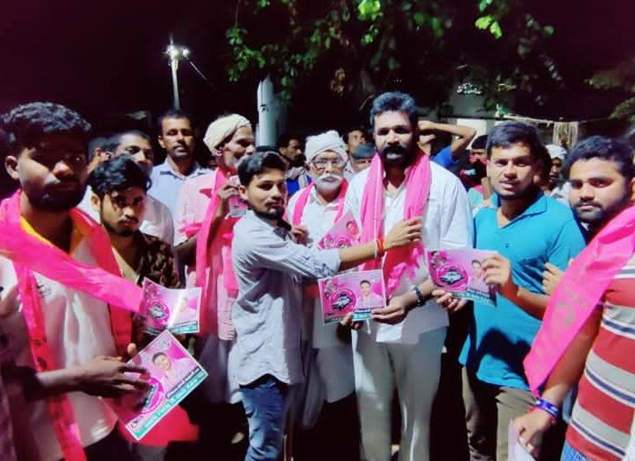 VinodNaik95's tweet photo. #TSMDC #చైర్మన్
టిఆర్ఎస్ పార్టీ సోషల్ మీడియా
కన్వీనర్ @krishanKTRS 😍 అన్నకు
హృదయపూర్వక జన్మదిన శుభాకాంక్షలు💐🥳 https://t.co/10AGewh3k2