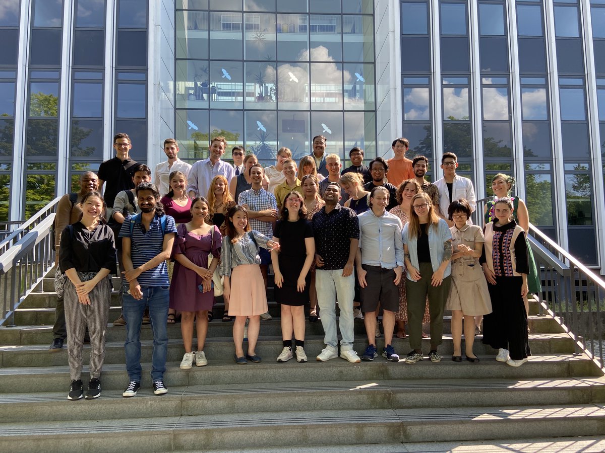 The Global History Student Conference this weekend was a massive success! We are so grateful to our presenters who joined us and shared their research here in Berlin! Shown here are some of our presenters and conference team, very warm in the 33 degree weather but very happy ☀️🌍