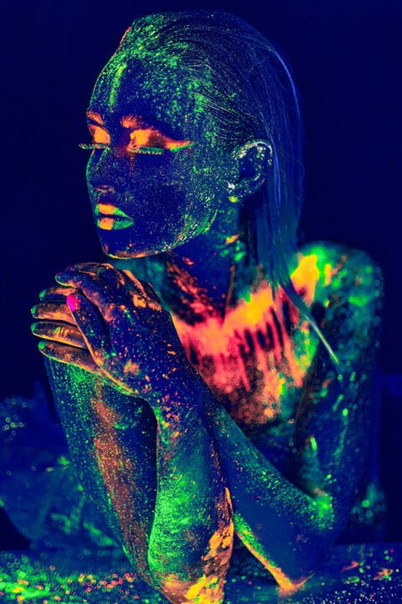 Serpentkingz's tweet photo. As I stand
over her completely naked body
she's so #majectic
all sweat covered
panting and shaking from sinful pleasures shared
between the two of us
#shadormawrites #majestic
#WritingCommunity
#poetrycommunity
#poetrytwitter
#Erotica #EróticoAquelarre #PasiónErótica #NSFW https://t.co/tTsFLblmn3