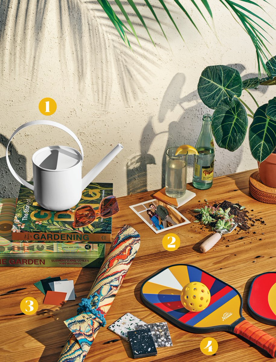 Fun tidbits, sneak peeks, and a little bit behind-the-scenes info on the new issue of Drew + Jonathan Reveal — on stands NOW! → bit.ly/3bwM5Qk #RevealMag