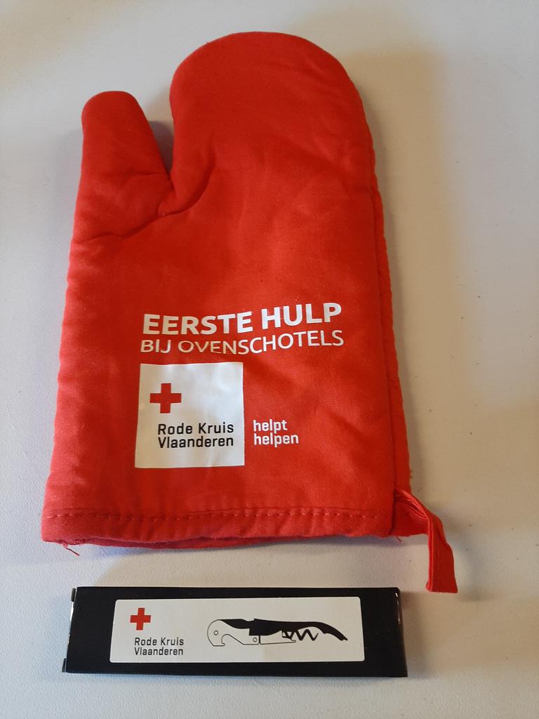 EBotteldoorne's tweet photo. Mijn 3 maandelijkse uitstap naar @RodeKruisVL voor de 117e ๐๐ฉธ donatie. @radio1be en @aycoduyster deden recent nog een oproep. Ben je gezond, voel je je fit, aarzel niet, je helpt er heelwat mensen mee๐๐. Zeker eens proberen. #geefbloed en #doegoed (en het doet geen pijn๐) https://t.co/zPAHgFvxNx