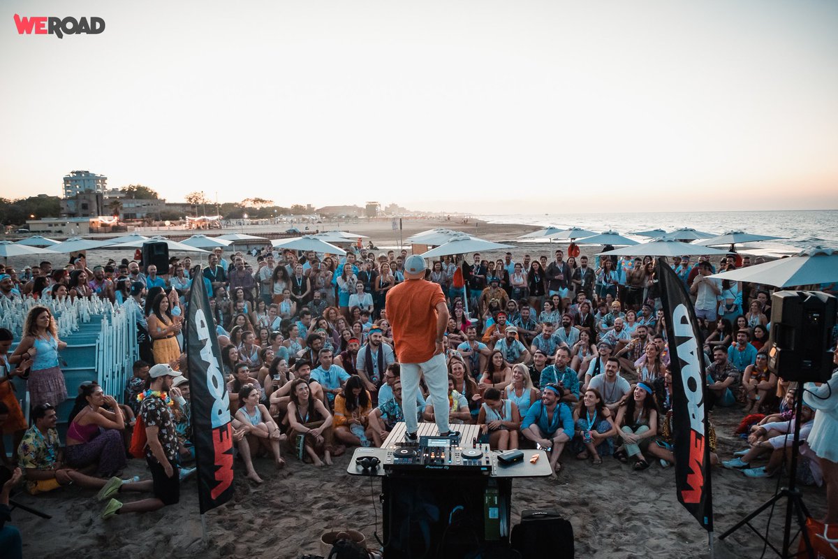 weroad_official's tweet photo. 2 days in Rimini, 400+ WeRoad Travel Coordinators, an amazing #community: we celebrated, we shared incredible moments, we got ready for the upcoming summer. This was our Italian #RoadtoSummer https://t.co/XHEnZkz6yr