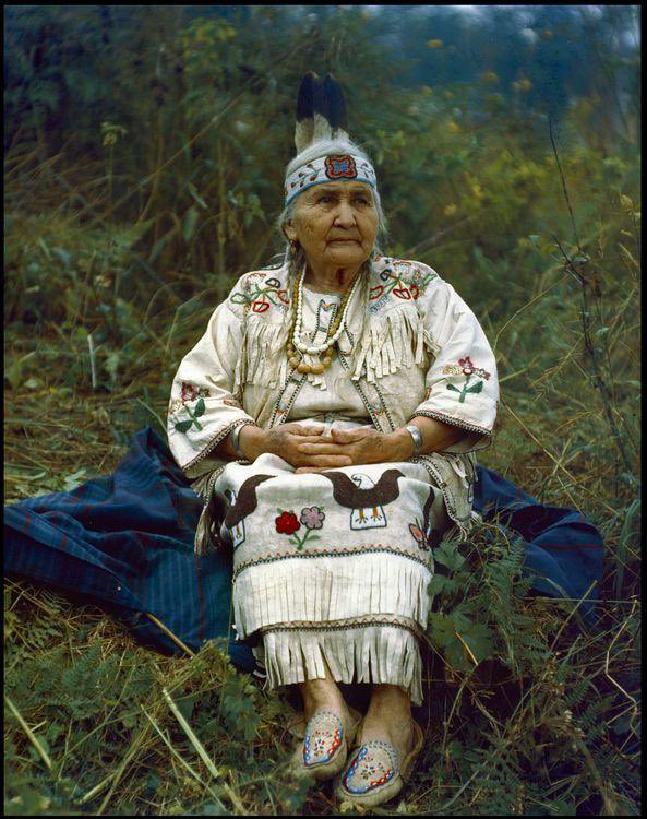 proud_natives's tweet photo. ”Take only what you need and leave the land as you found it.”  – Arapaho 🪶✨ https://t.co/OPUV4S5Dhw