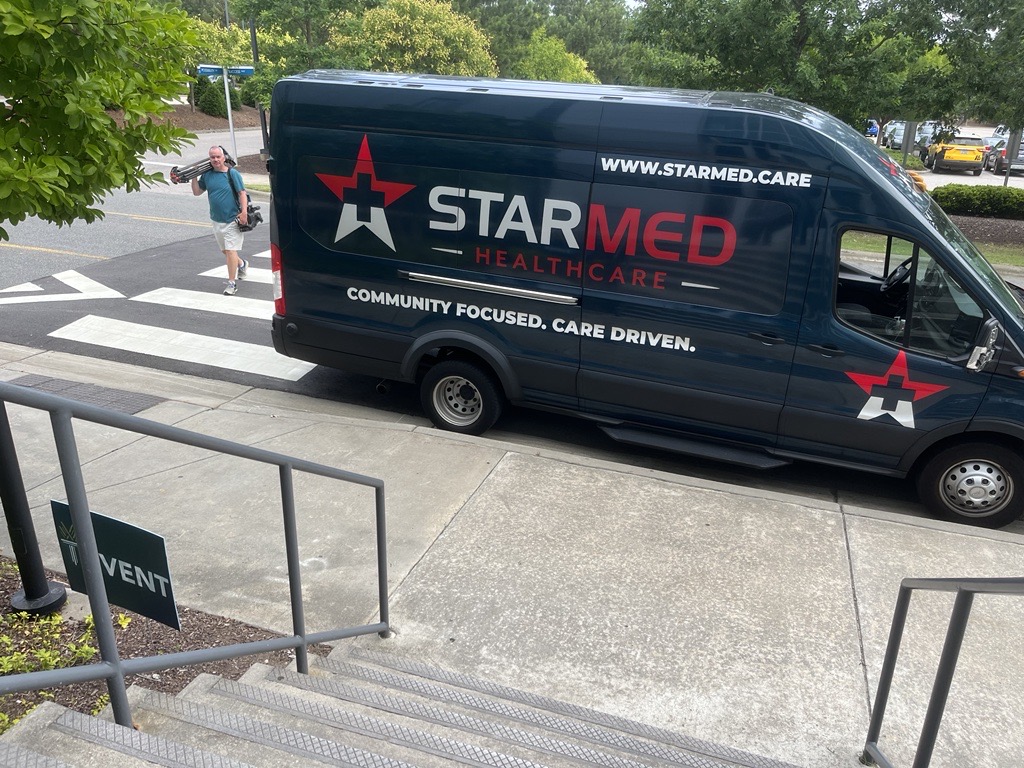 #HappeningNow at our Scott Northern Wake Campus, Building E, Atrium until 5pm.

<a href="/StarMedCare/">StarMed Healthcare</a> is giving away baby formula to combat the nationwide shortage. Parents and caregivers are eligible to receive one can of baby formula per person.
 
*While supplies last