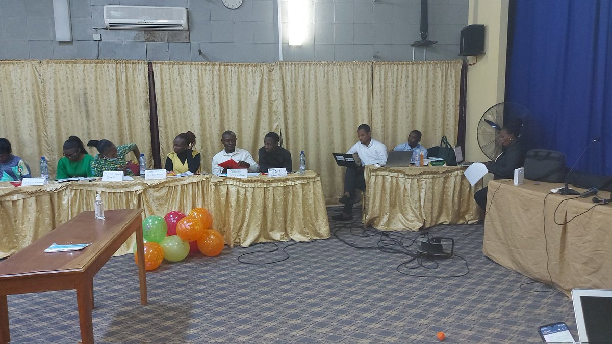 Une vingtaine de journalistes du Congo Central et Kinshasa formés par <a href="/Internews_RDC/">Internews RDC</a> et <a href="/TaraOcean_/">Fondation Tara Océan</a> sur la couverture des problématiques pollution plastique en RDC du 27 au 29 juin 2022.