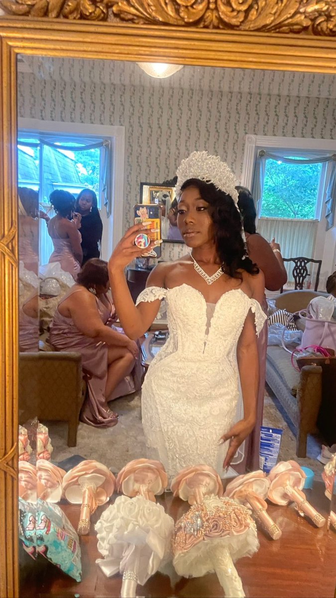 DellFargo's tweet photo. Posting these again cuz I heard bitches was hating on my nuptials. #MeetTheChandlers2022 https://t.co/lojUbuU6Vc