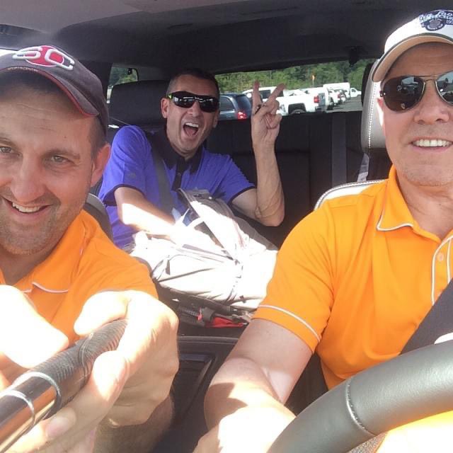 jamiereideltsn's tweet photo. @BobWeeksTSN @TSNRyanRishaug Put up with my selfie stick too #tangtuesday https://t.co/29lKzsXfi4