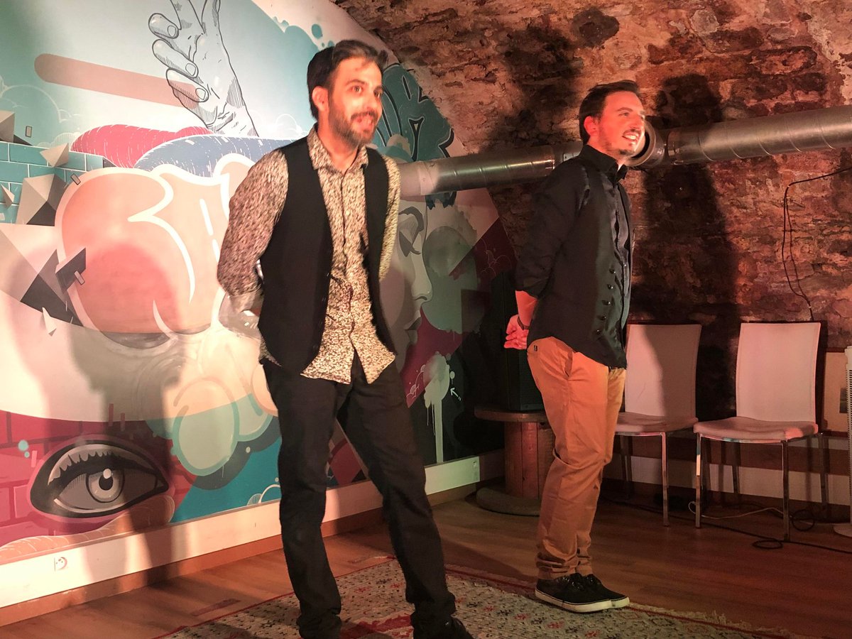 imikanoimpro's tweet photo. Vendredi dernier a donc eu lieu la 1ère ImproConférence ayant pour thème "Le dopage dans le tennis russe". 🎾💊🇷🇺 https://t.co/qOLAbypi90