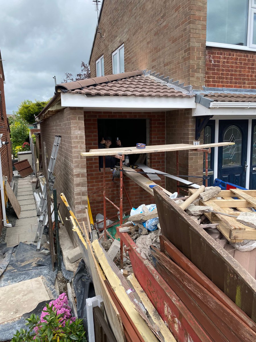 Nice little extension project in #StHelens. If you're looking to extend or renovate your property and would like quotes from vetted builders in your local area, contact us today mastertradesmen.co.uk #builders #quotes #tradesmen