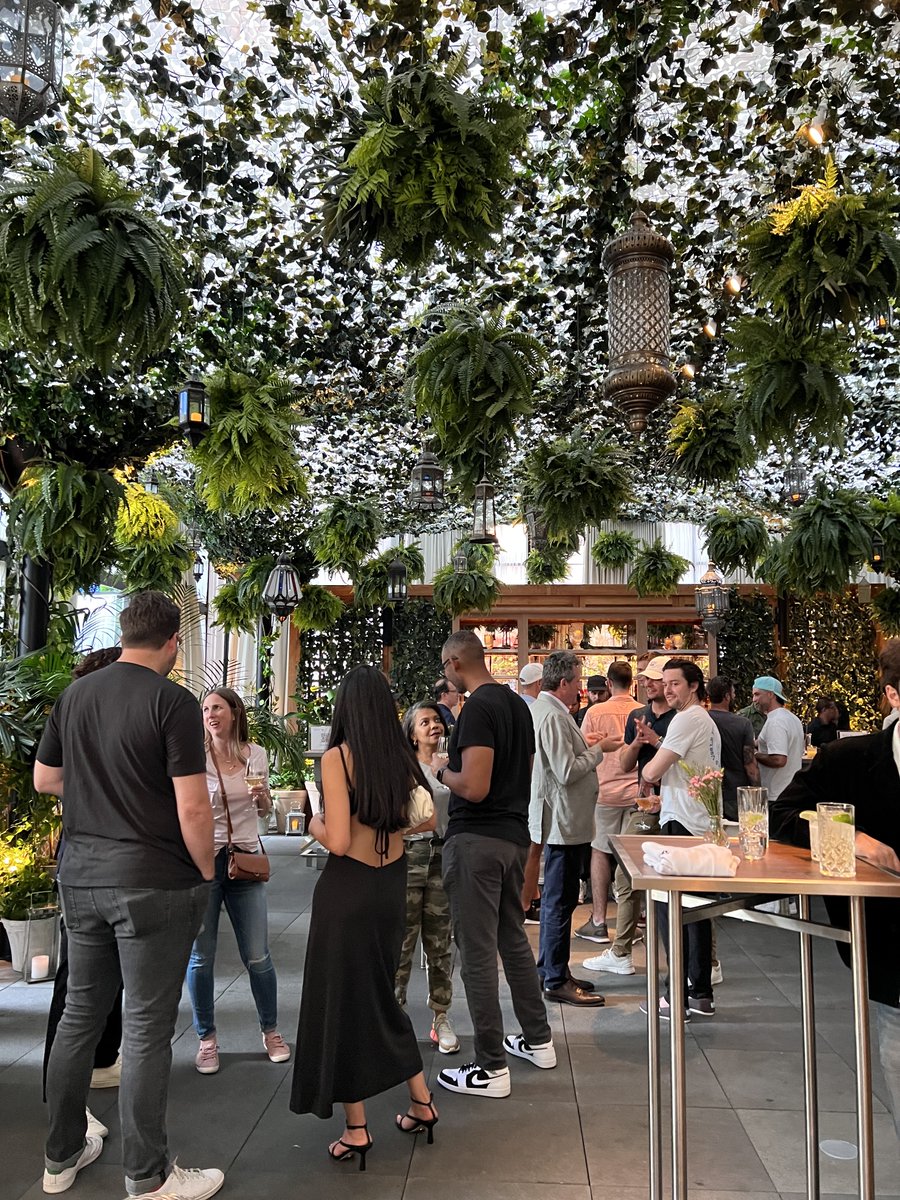 mercury's tweet image. We're still soaking in the incredible energy from NFT.NYC.

Special thanks to our partners at @Niftys, @launchhouse, @AWSstartups, @alpacavc, @joinupstream, @Shrimp_Society_, @BBGVentures, @hello_we3, @KairosNFTs, &amp;amp; @SapphireVC. 🥂