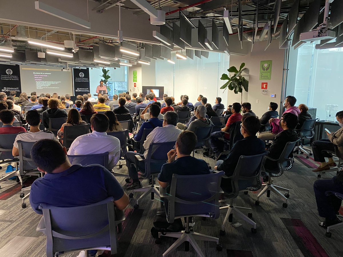 thedatapub's tweet photo. ¡Hola comunidad! 🍻 Aquí les compartimos algunas imágenes del evento de junio con el Dr. Adolfo @nano_unanue en @EGobiernoyTP, muchas gracias por acompañarnos y nos vemos en la siguiente edición el mes de julio 📌 y pueden revivir la transmisión en YouTube https://t.co/Rd5SEf76En https://t.co/uOsdRF583V