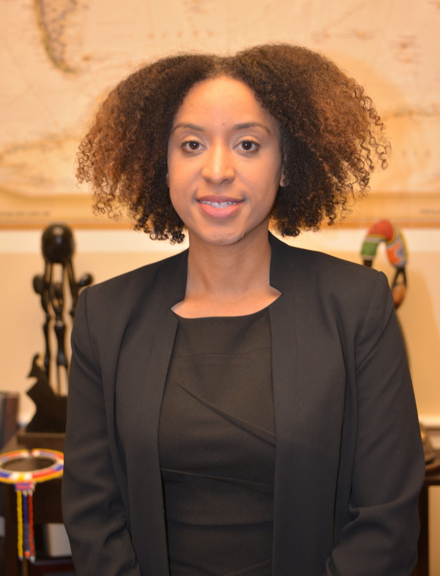Yale Africa (@yaleafrica) on Twitter photo Janette Yarwood <a href="/YarwoodJanette/">Janette Yarwood</a> named director for Africa and the Middle East at <a href="/Yale/">Yale University</a> University. She will be building on OIA’s work to support the <a href="/Yale/">Yale University</a> Africa Initiative and outreach efforts in the Middle East.
Read more here: world.yale.edu/news/yarwood-n… Janette Yarwood <a href="/YarwoodJanette/">Janette Yarwood</a> named director for Africa and the Middle East at <a href="/Yale/">Yale University</a> University. She will be building on OIA’s work to support the <a href="/Yale/">Yale University</a> Africa Initiative and outreach efforts in the Middle East.
Read more here: world.yale.edu/news/yarwood-n…