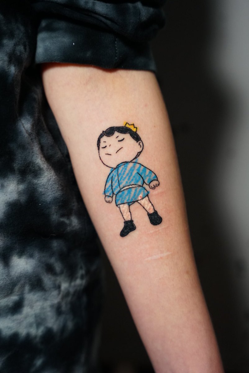 zushikilla's tweet photo. Holi, vengo a hacer mi shameless self promotion 💕 hago tatuajes handpoke de crayoncito bb y tengo horitas para tatuar en SANTIAGO esta semana💕✨ si le das RT lo agradecería mucho, hace una semana me vine a vivir del tatuaje y vivir solita del arte igual aterra jj pero vamokcpue https://t.co/iqIy1NMm1S