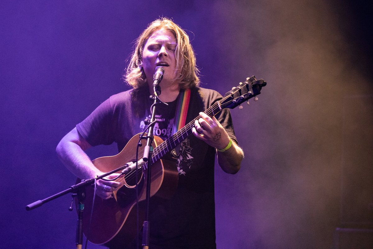 bowerypresents's tweet image. Playing with the Freedom Band #TySegall turned his name into a verb on Saturday at @BrooklynSteel (📷/🖊️: @qbertplaya/@neddyo): tbp.im/3bpg1hf