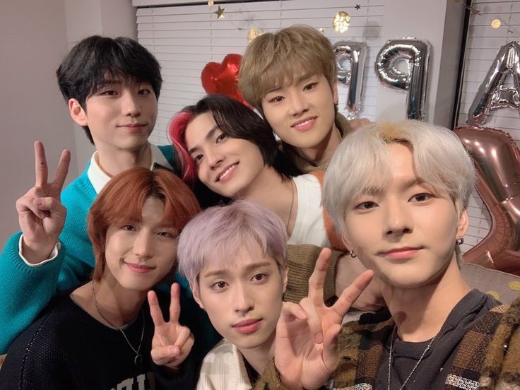 jyp'nin aklina gelmis muthis bir grubu oldugu.. ziril zirilim suan
#XdinaryHeroes #xdinaryheroes_1stcomeback #Helloworld #XH_official