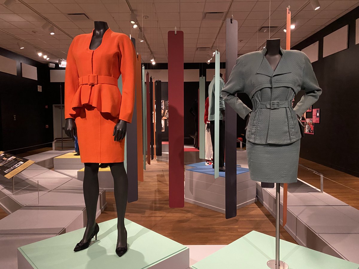 ChicagoMuseum's tweet photo. Happy birthday, Barbara Bates! A Chicago native & alumna of John Marshall Metro HS, she founded @BatesDesigns in 1986. You can find these custom women’s suits (c. 1988) by Bates in #TreasuredTen: Selections from the Costume Collection. https://t.co/7tbrRdfD3C #CHMCostumeCouncil https://t.co/Jo0dbktI06