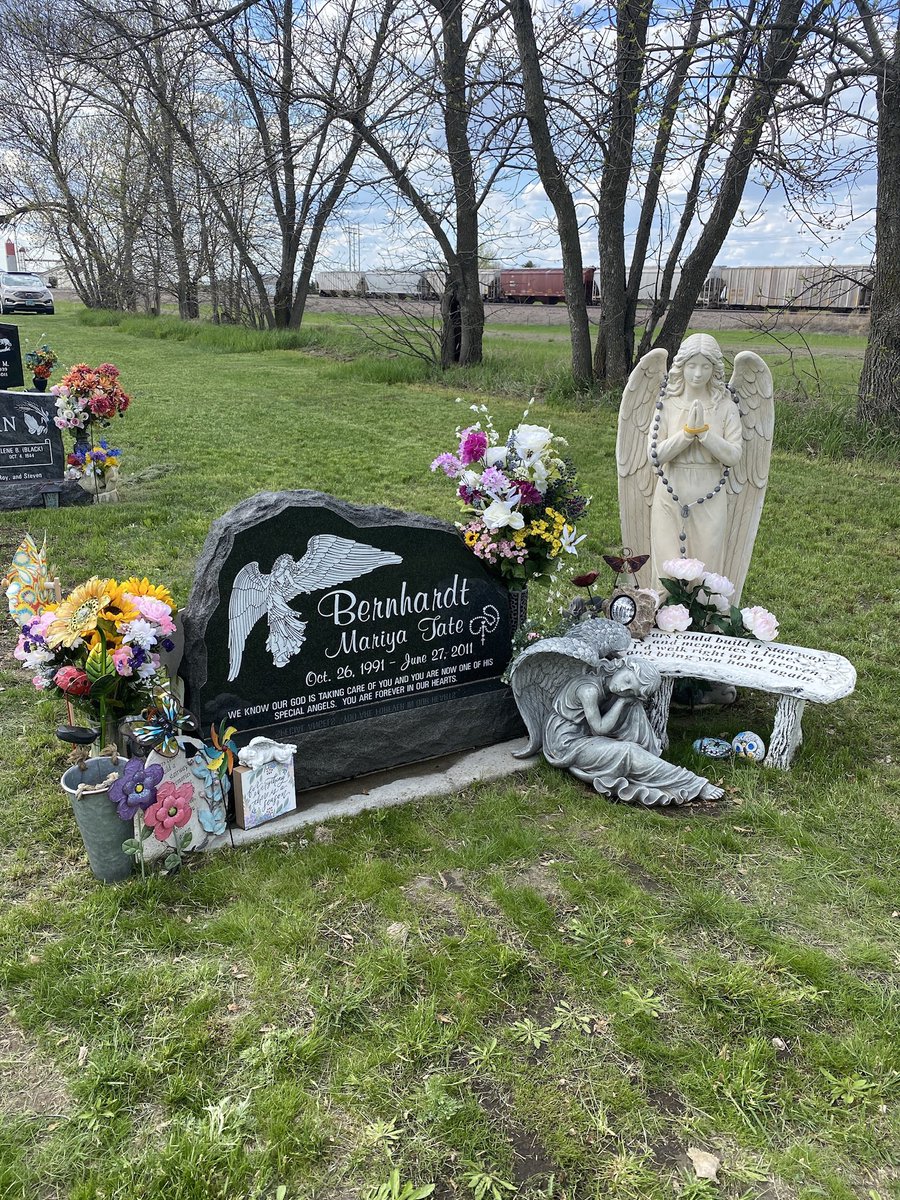 BrendaBernhardt's tweet photo. Never take a day for granted, Be thankful for it. Hug your loved ones, say I love you and blessed to have them in your life. 11 years ago we went to bed like a normal Sunday night to only have our world torn apart. Mariya Tate left us that day 10/26/91~06/27/11 https://t.co/TmfDCFtDJO