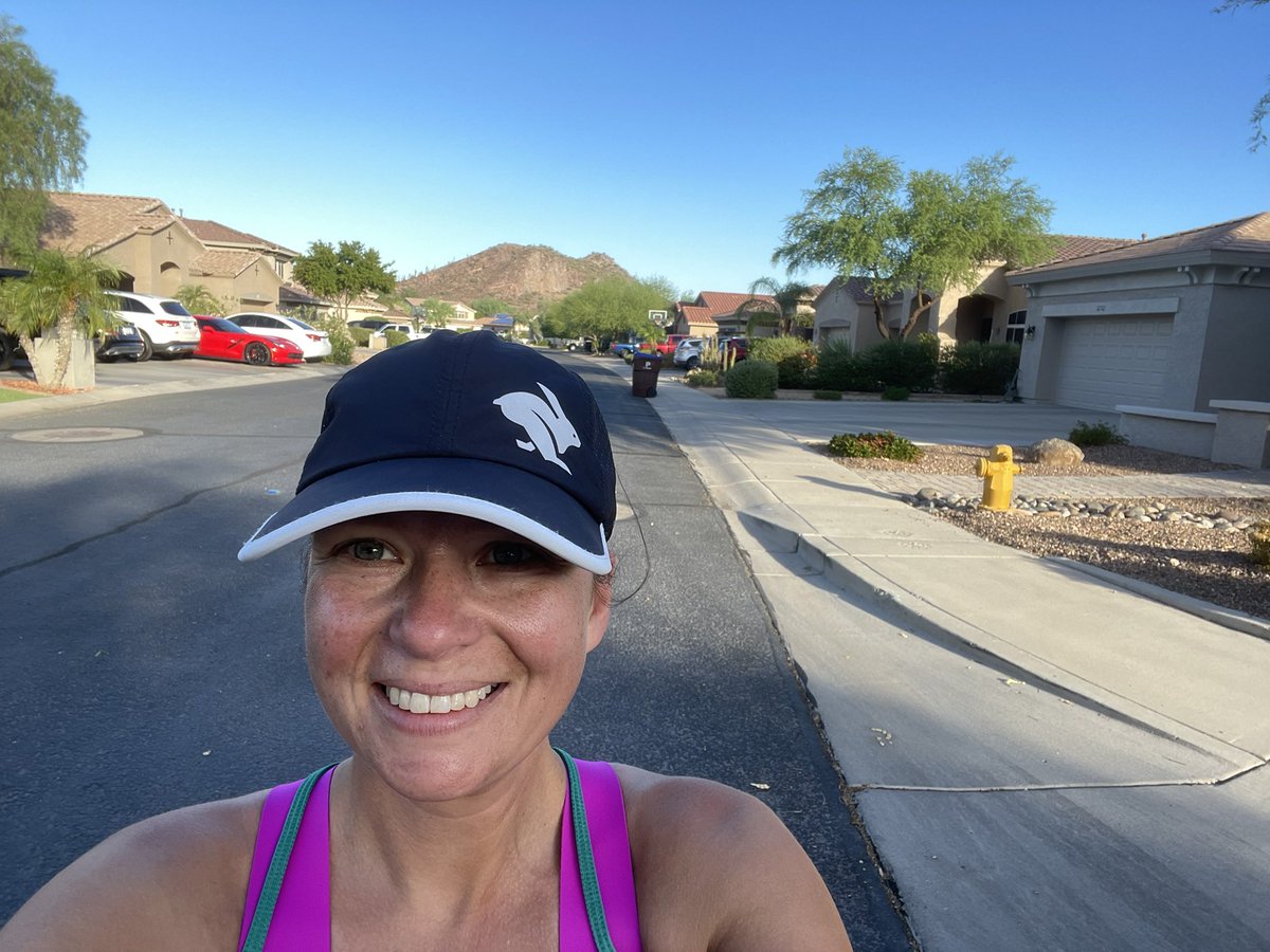 smerchantwinds1's tweet photo. Another morning run…lower elevation helps 😂 #coachesruntoo @windsorowlscc https://t.co/t6VipAsc9n