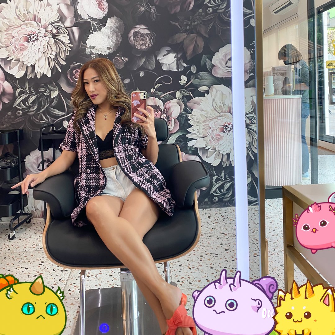 axieinheels's tweet photo. Taking these cuties everywhere @AxieInfinity 

#NFTs #nft #nftcommunity #axieOrigin #axieinfinity #axie #axiescholarship #axieinheels https://t.co/0lFZTfDIKa